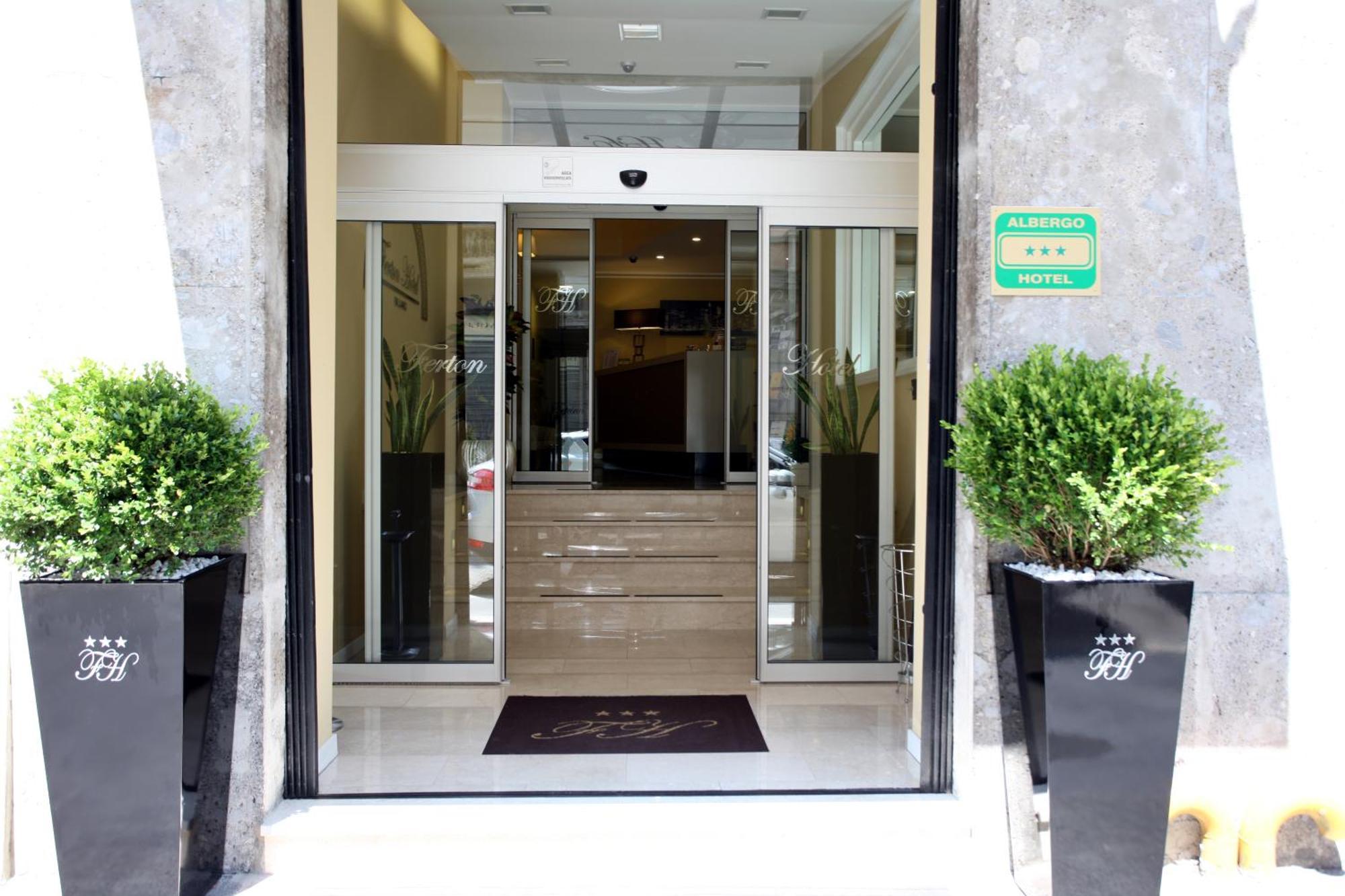 Hotel Ferton Милан Экстерьер фото